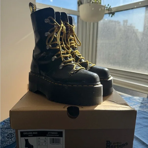 Dr Marten Black Platform Boots with Yellow Laces - Picture 5 of 8